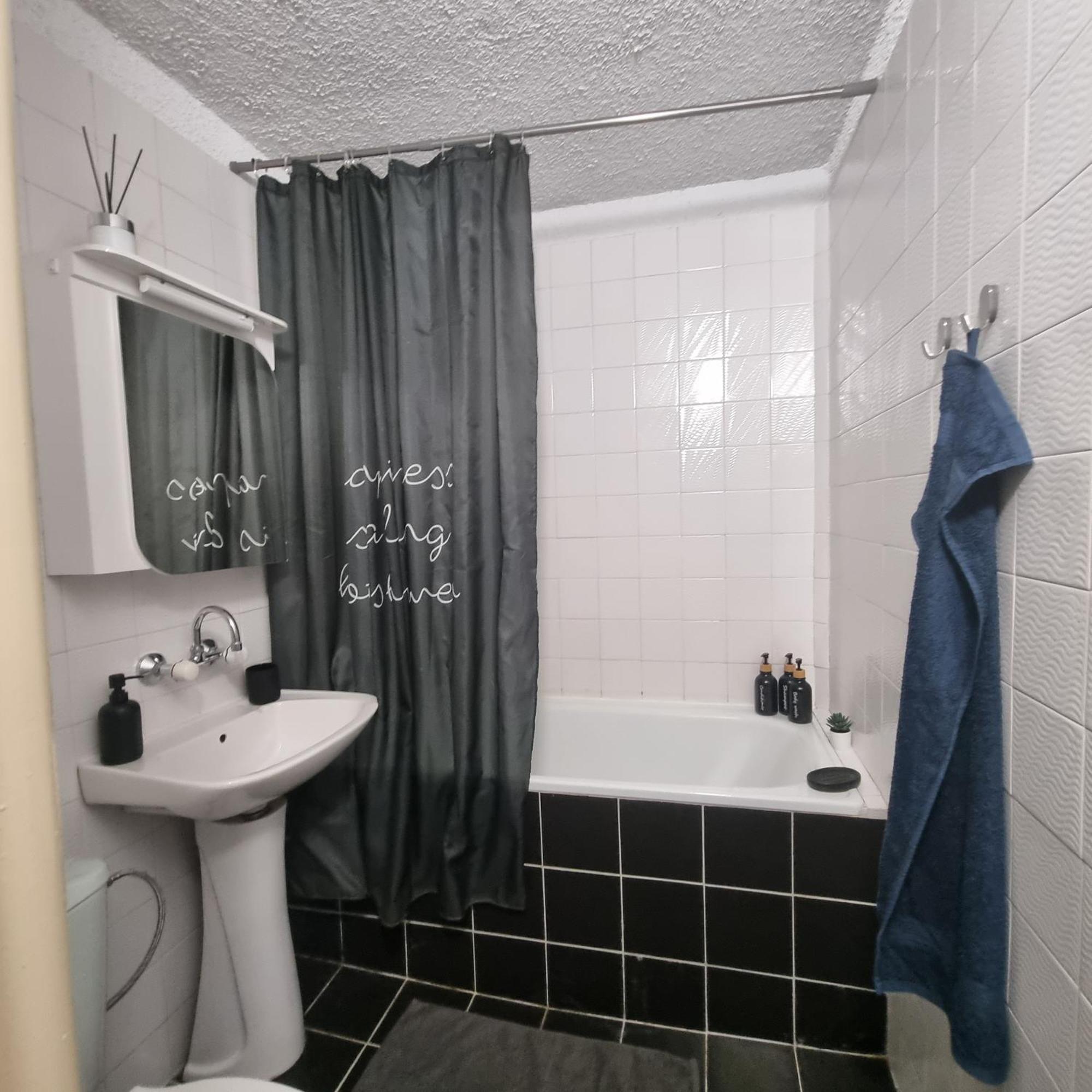 Spacious 3 Bedroom Apartment, Close To Metro Station Sofia Buitenkant foto